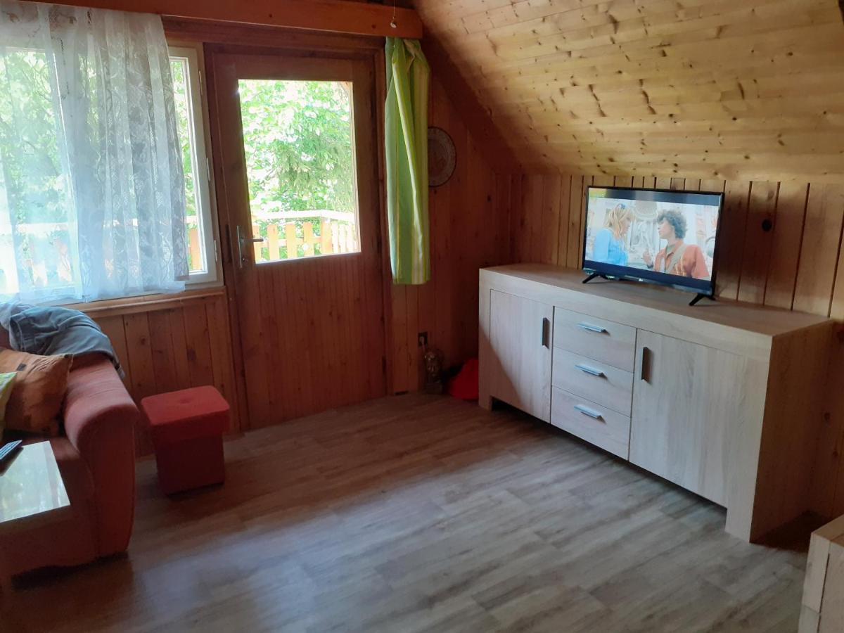 Chata V Moravskeho Krasu Jedovnice Zewnętrze zdjęcie